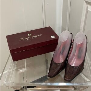 Etienne Aigner Penny Aldbrn Dark Brown Alligator Embossed sling back Heels